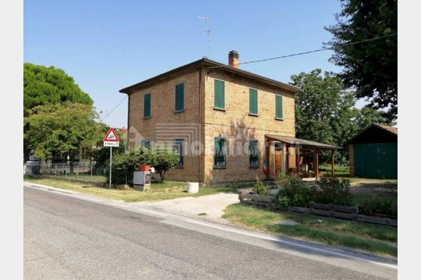 casa indipendente in vendita a Fusignano