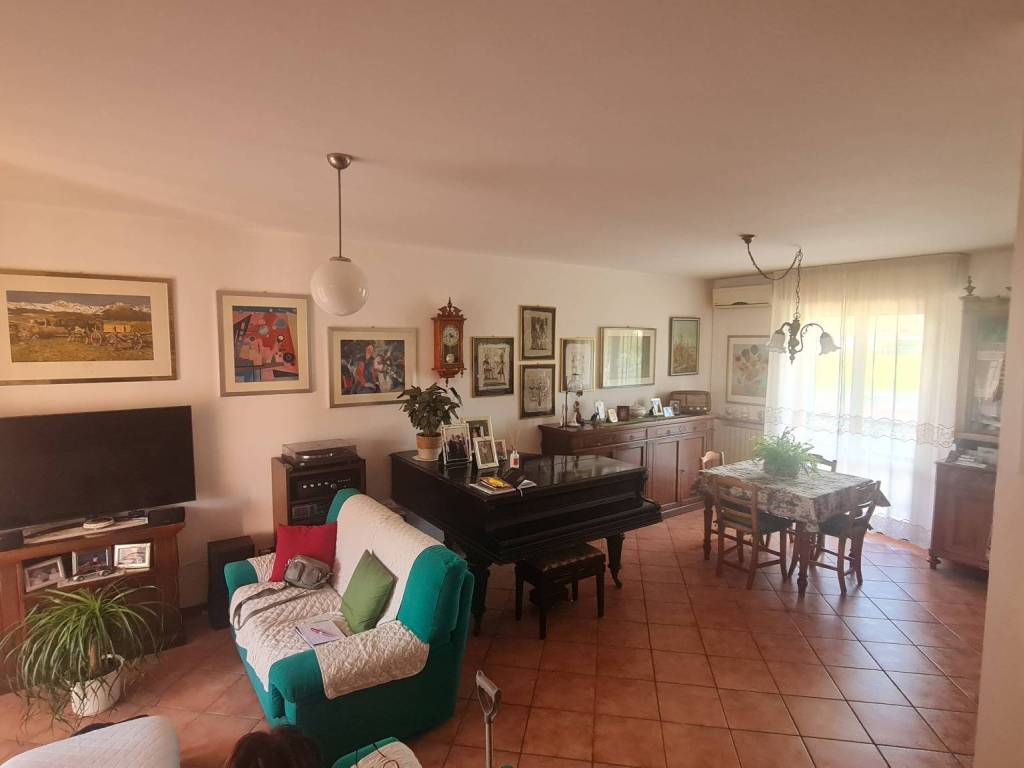casa indipendente in vendita a Fusignano