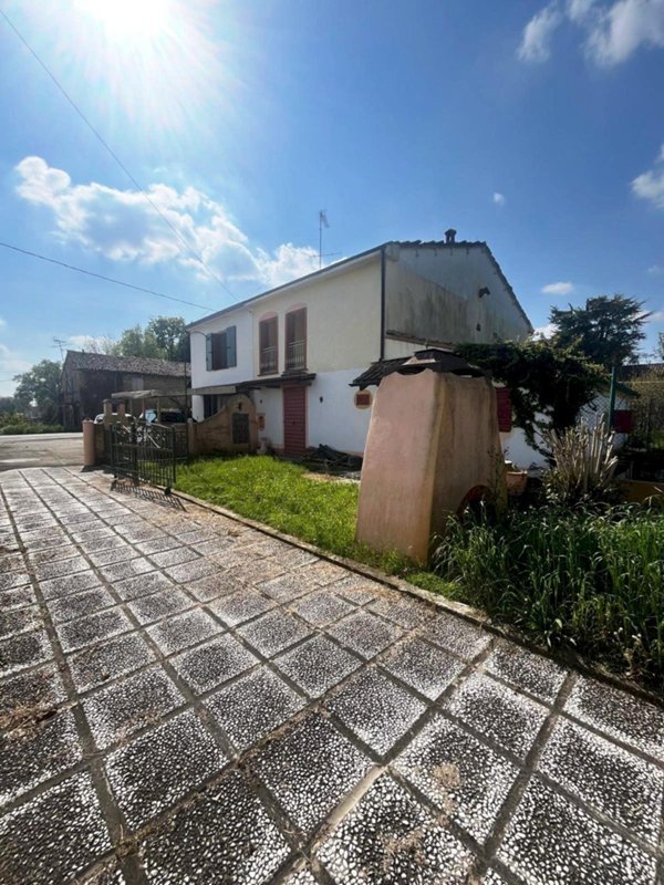 casa indipendente in vendita a Fusignano