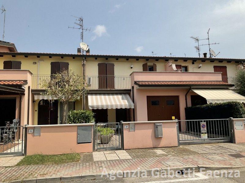 casa indipendente in vendita a Fusignano