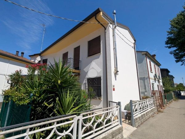 casa semindipendente in vendita a Fusignano