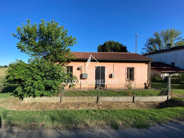casa indipendente in vendita a Fusignano in zona Rossetta