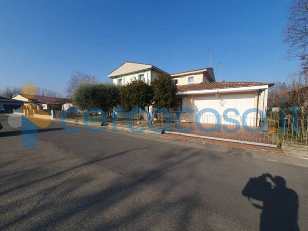 casa indipendente in vendita a Fusignano
