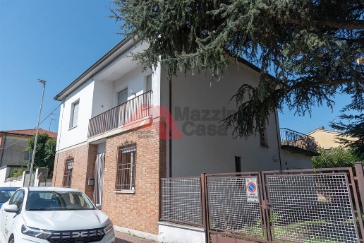 casa indipendente in vendita a Fusignano
