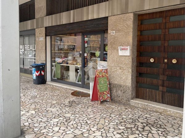 negozio in vendita a Fusignano