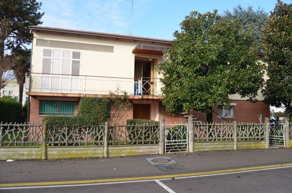 casa indipendente in vendita a Fusignano