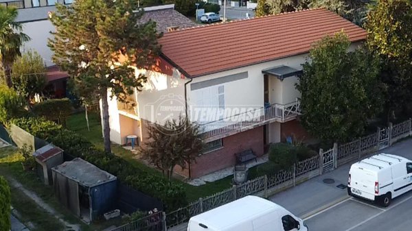 casa indipendente in vendita a Fusignano