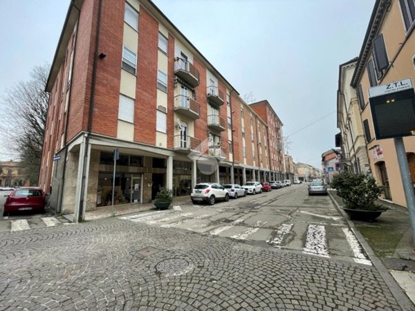 negozio in vendita a Fusignano