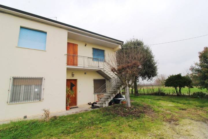 appartamento in vendita a Fusignano in zona San Savino