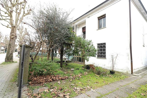 casa indipendente in vendita a Fusignano