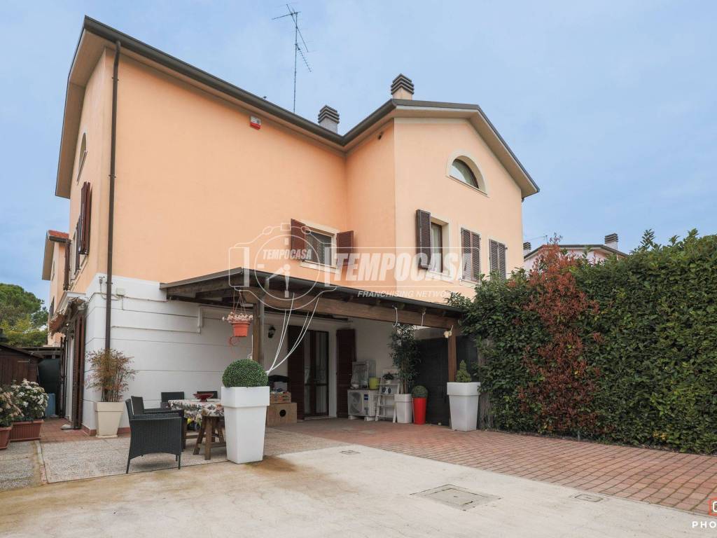 casa indipendente in vendita a Fusignano