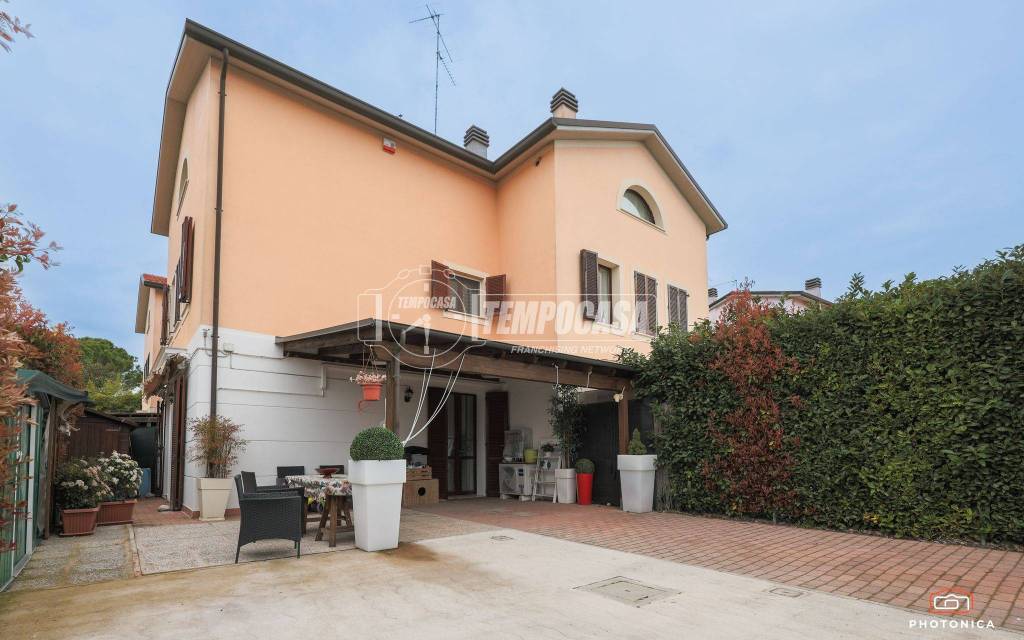 casa indipendente in vendita a Fusignano