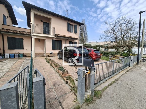 casa indipendente in vendita a Fusignano