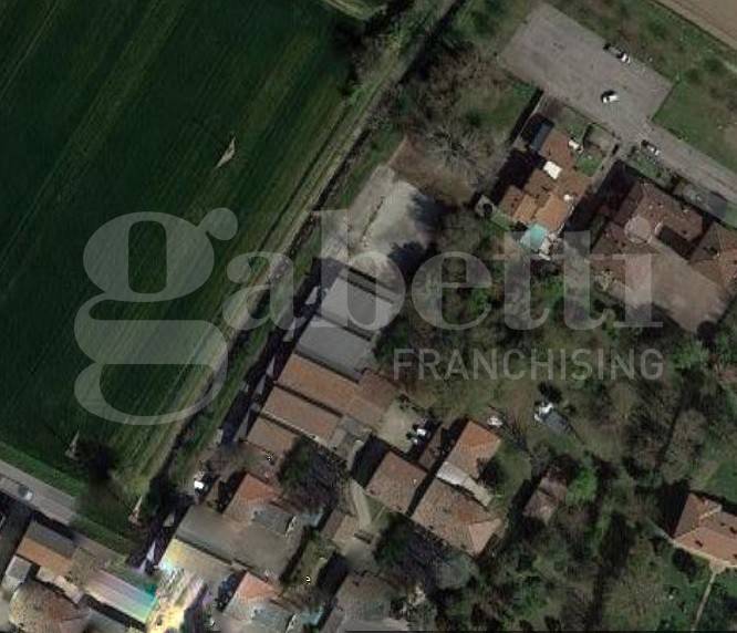 locale commerciale in vendita a Fusignano
