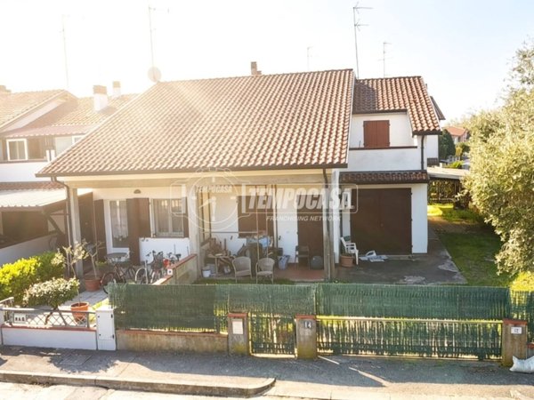 casa indipendente in vendita a Fusignano