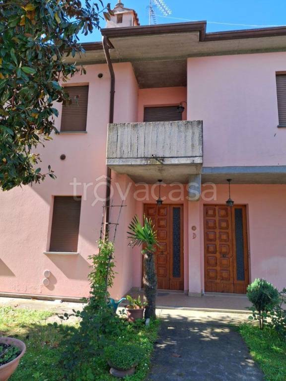casa indipendente in vendita a Fusignano in zona Maiano Monti