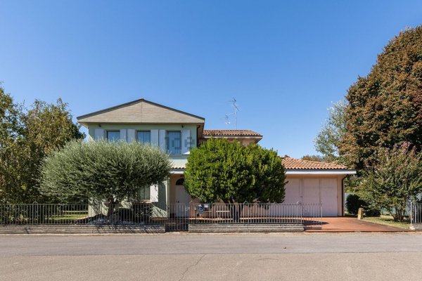 casa indipendente in vendita a Fusignano