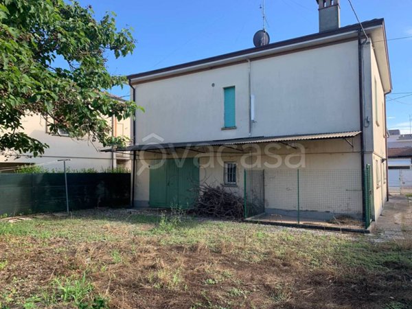 casa indipendente in vendita a Lugo
