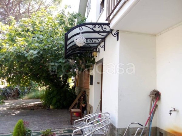 casa indipendente in vendita a Lugo