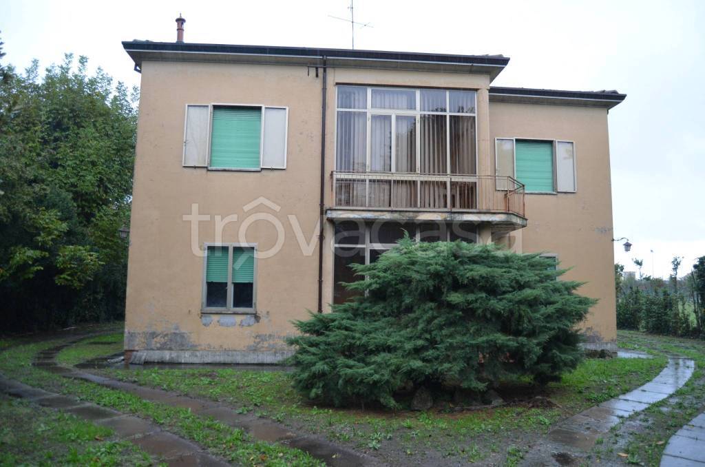casa indipendente in vendita a Lugo in zona San Lorenzo