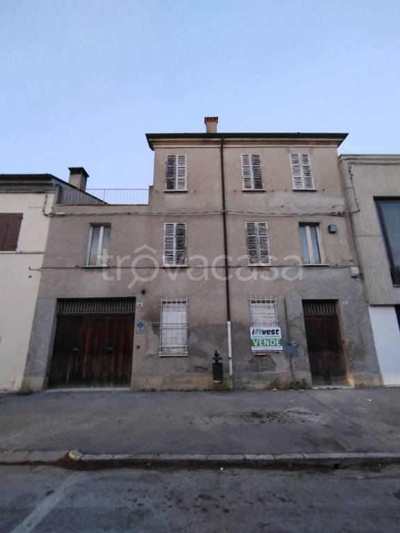 casa indipendente in vendita a Lugo