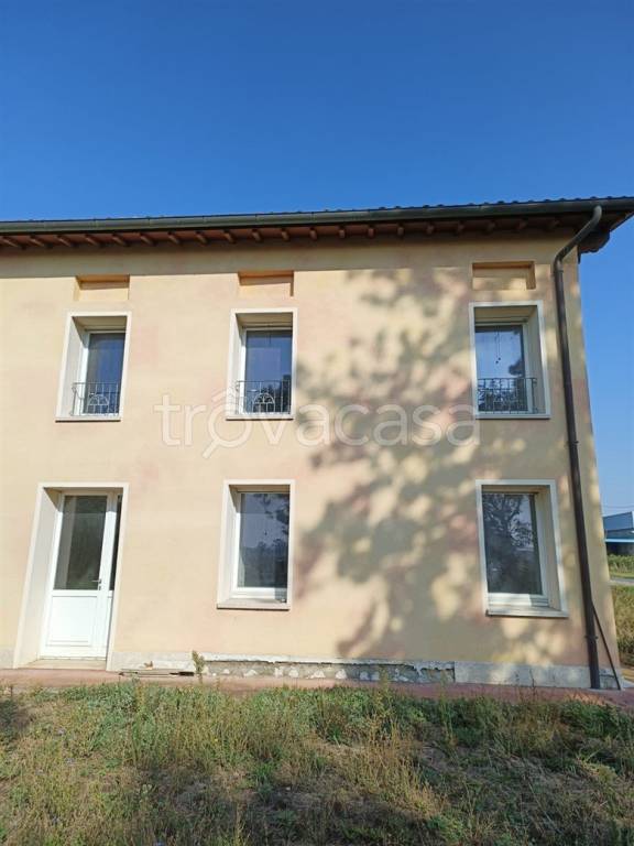 casa indipendente in vendita a Lugo