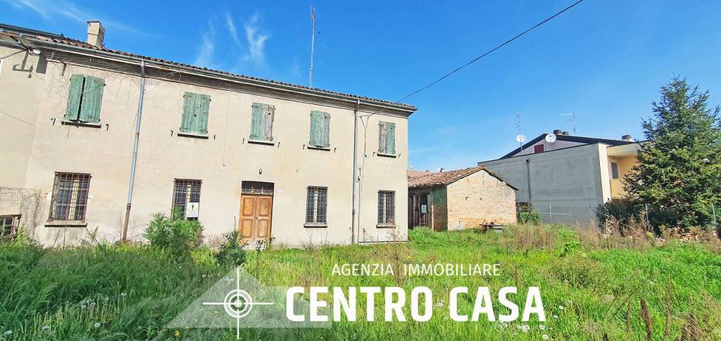 casa indipendente in vendita a Lugo