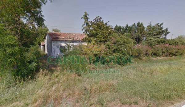 casa indipendente in vendita a Lugo in zona Voltana