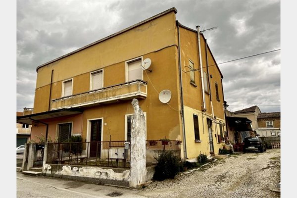 appartamento in vendita a Lugo in zona Voltana