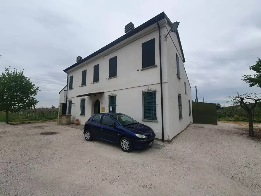 casa indipendente in vendita a Lugo