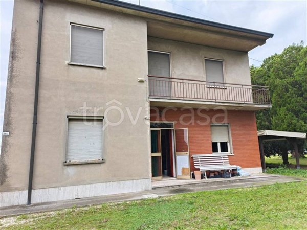 casa indipendente in vendita a Lugo in zona Belricetto