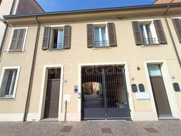 casa indipendente in vendita a Lugo