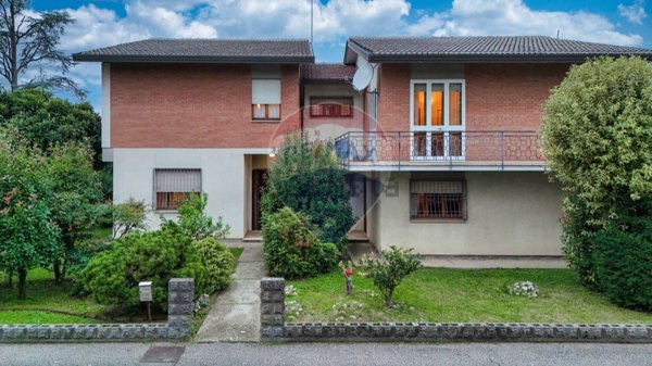 casa indipendente in vendita a Lugo in zona Voltana