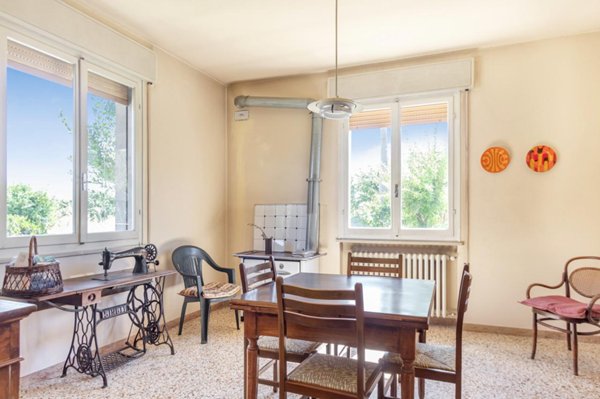 casa indipendente in vendita a Lugo in zona San Lorenzo