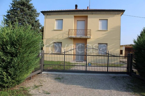 casa indipendente in vendita a Lugo in zona Frascata