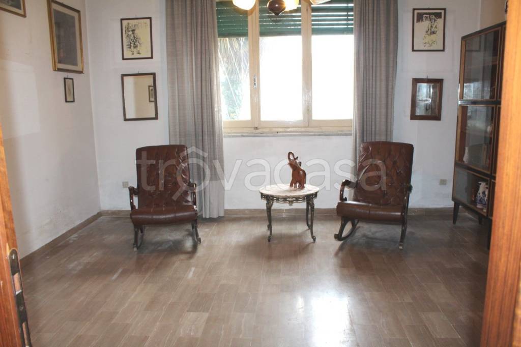 casa indipendente in vendita a Lugo