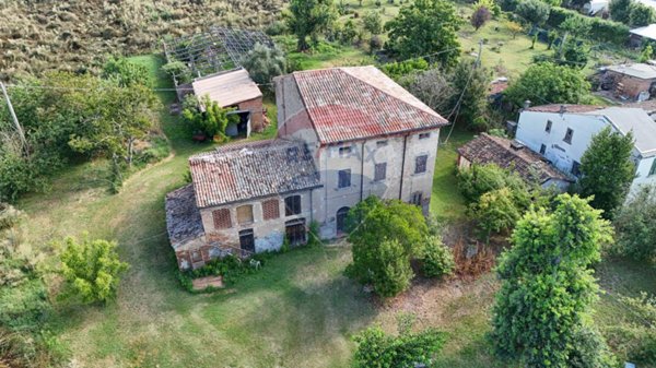 casa indipendente in vendita a Lugo in zona Voltana
