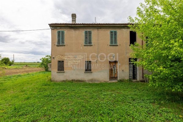 casa indipendente in vendita a Lugo