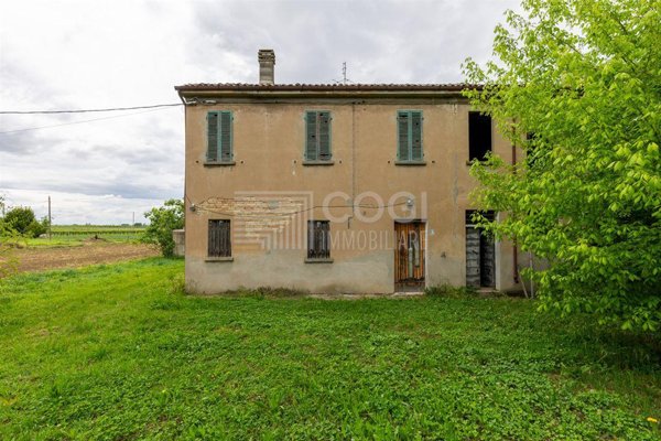 casa indipendente in vendita a Lugo