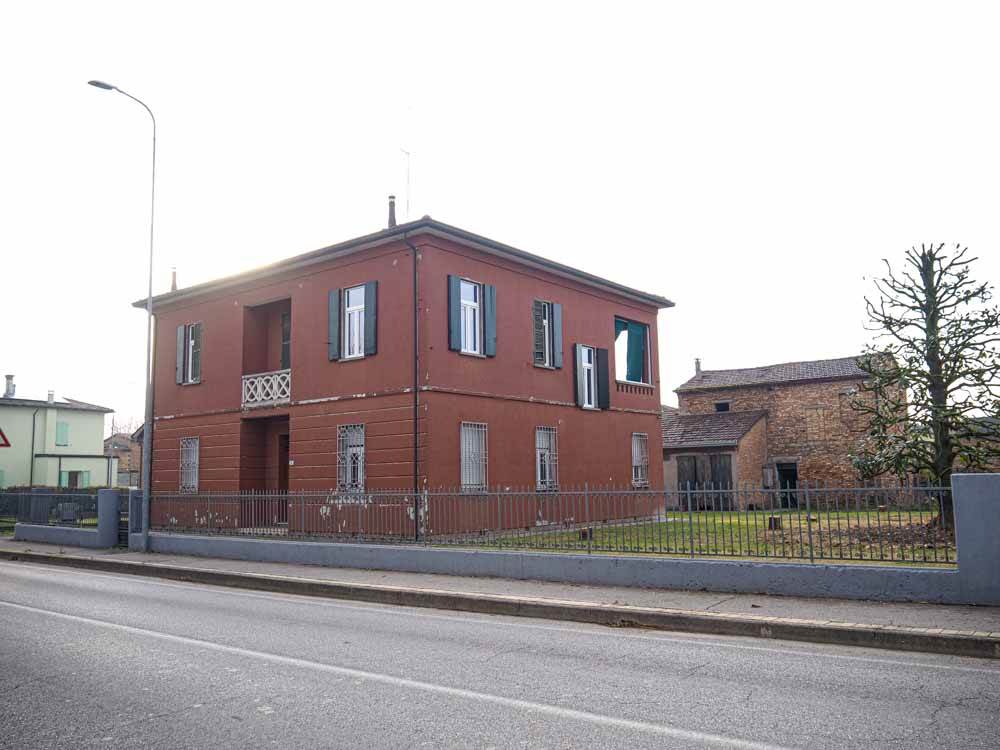 casa indipendente in vendita a Lugo