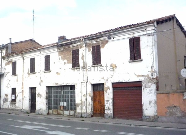 esavano in vendita a Lugo