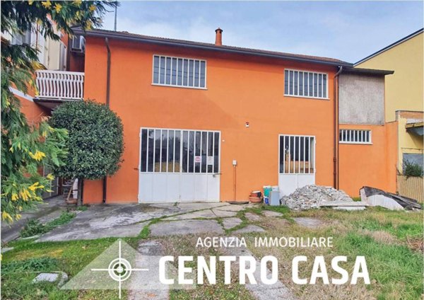 casa indipendente in vendita a Lugo
