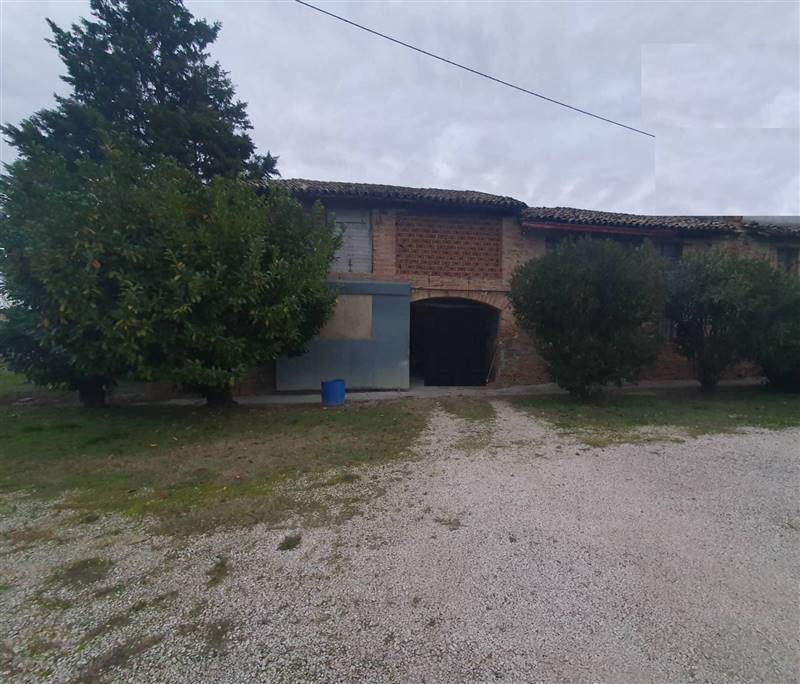 casa indipendente in vendita a Lugo