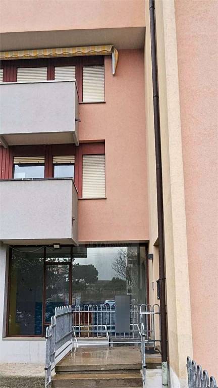 ufficio in vendita a Lugo