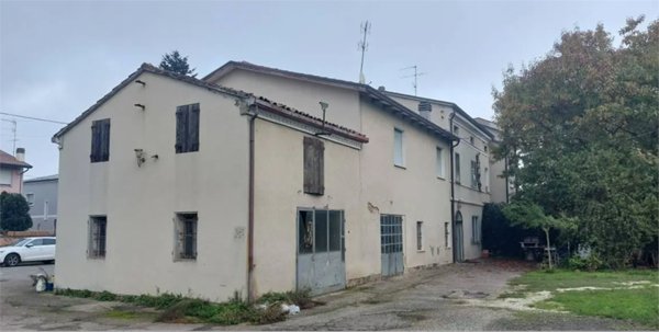 casa semindipendente in vendita a Lugo