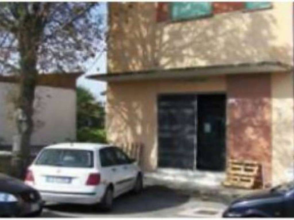negozio in vendita a Lugo