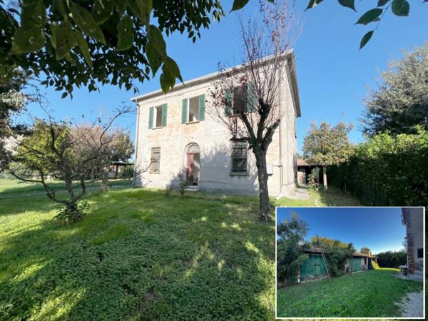 casa indipendente in vendita a Lugo