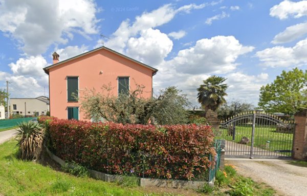 appartamento in vendita a Lugo in zona San Potito