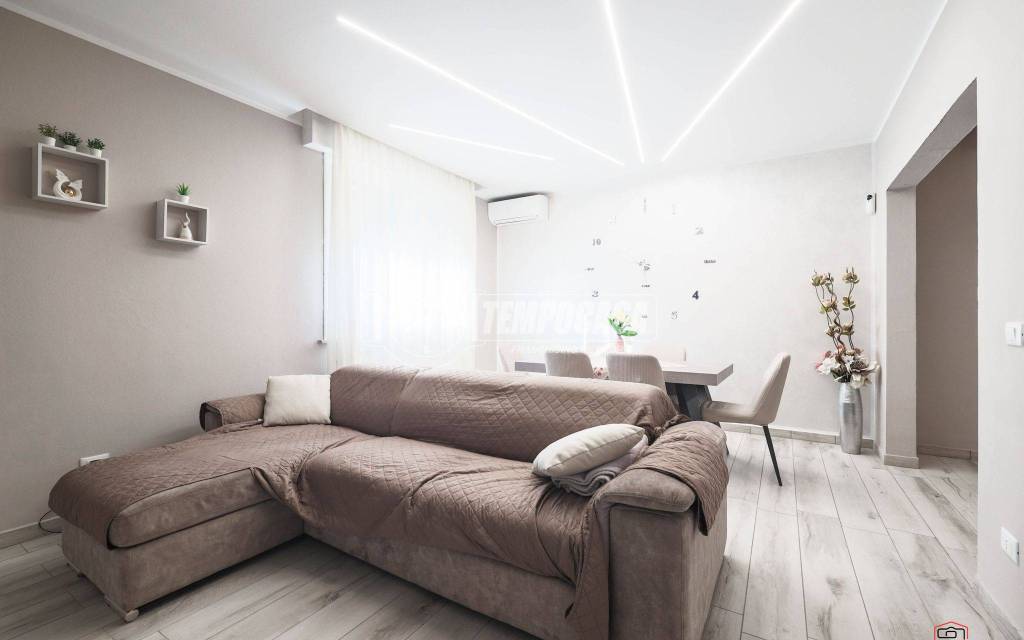 casa indipendente in vendita a Lugo