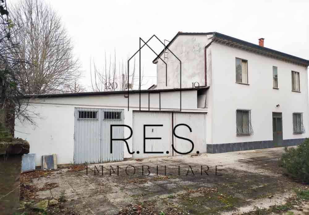 casa indipendente in vendita a Lugo in zona Passogatto